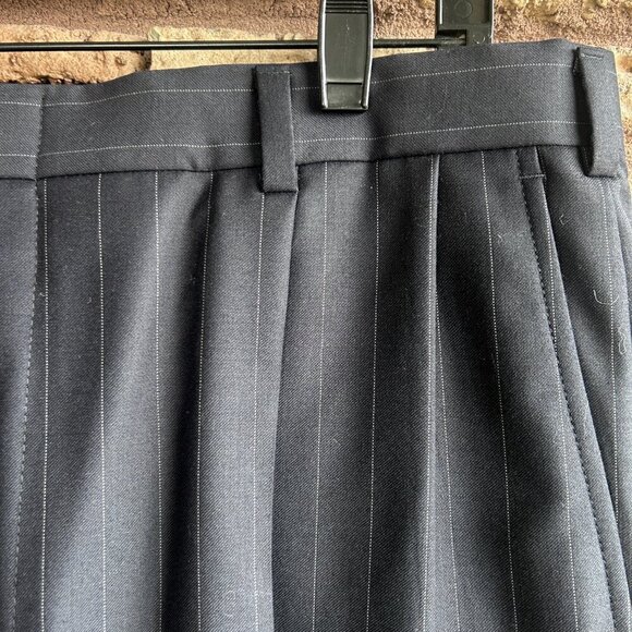 Hart Schaffner Marx Gold Trumpeter Dark Navy Pinstripe Wool Suit Size 42 R - Picture 9 of 12